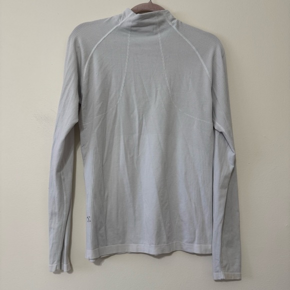 Lululemon Metal Vent Tech 1/2 Zip - Picture 3 of 6